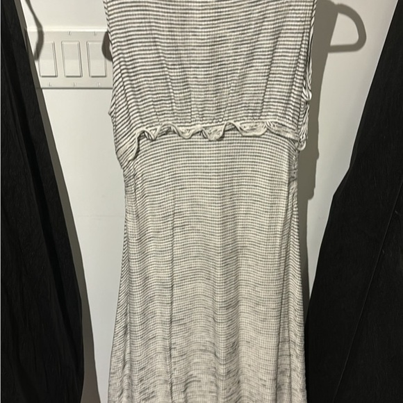 Brand new Max Studio Striped Sleeveless Dress – Size M - Picture 3 of 8